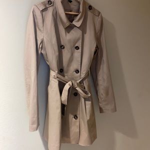 NEVER WORN. Trench Coat. H&M